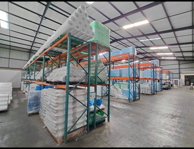 2,099M² WAREHOUSE TO LET IN CLAYVILLE